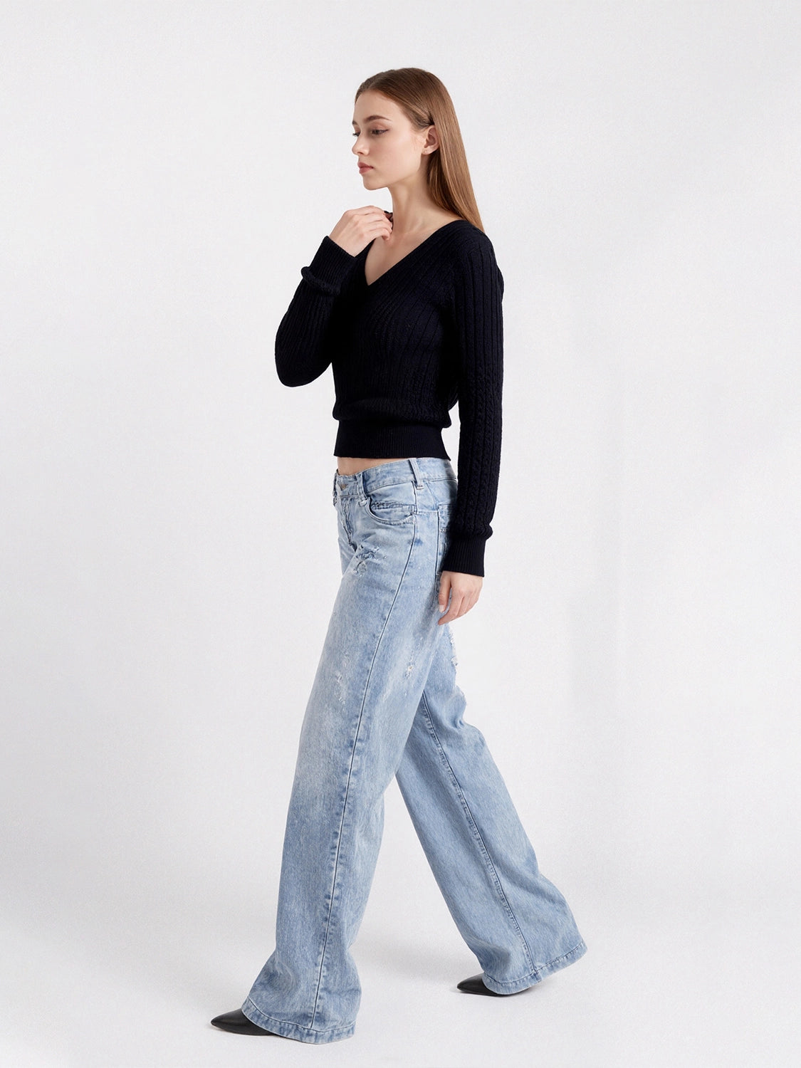 SHE SEEK Vintage V-Neck Knitted Twist Sweater