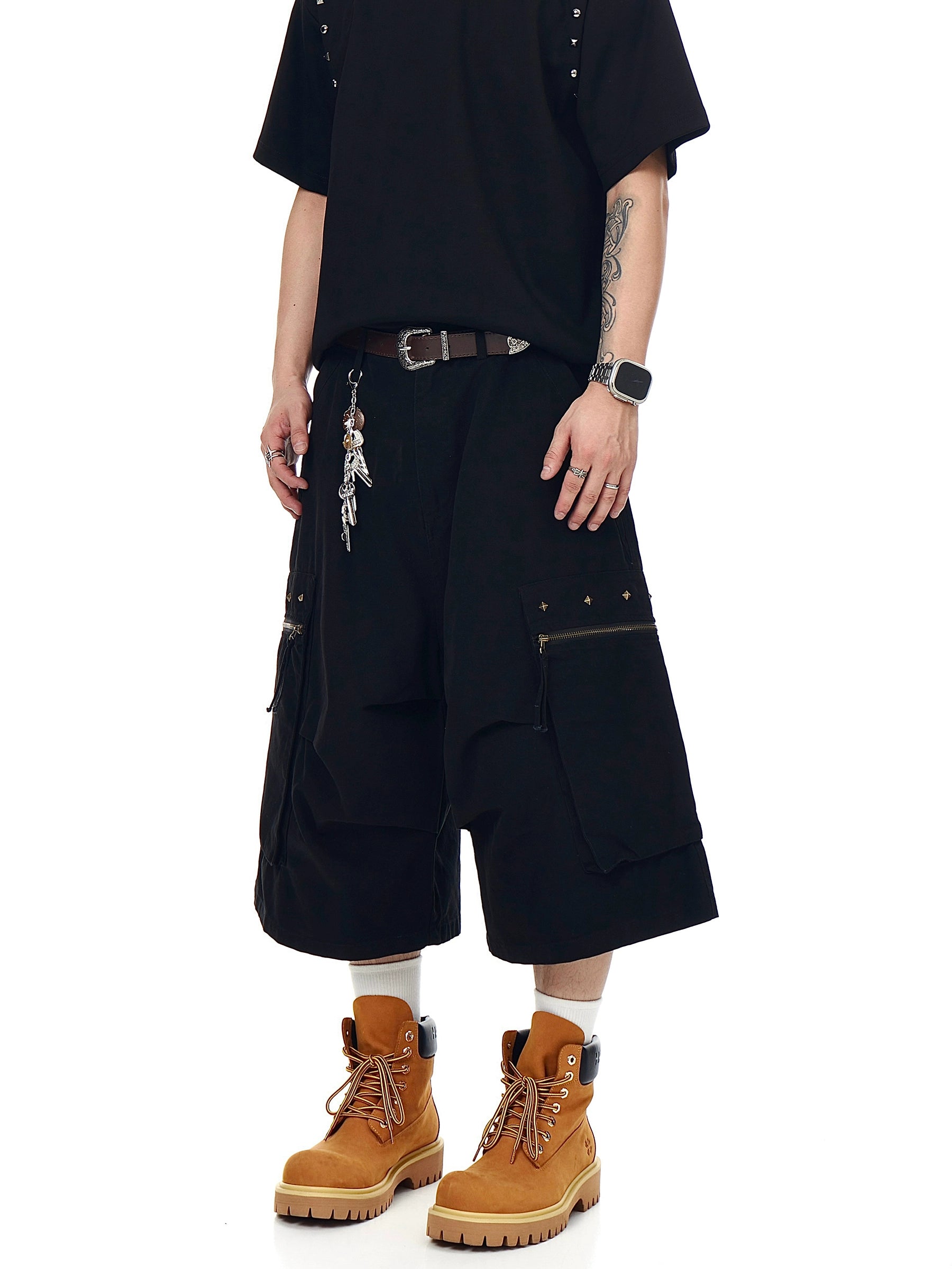 BLACKLISTS Pleated Rivet Multi-pocket Tooling Shorts