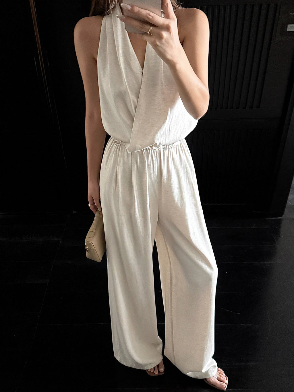 NEVA HUV Neck-hanging Sleeveless Jumpsuit