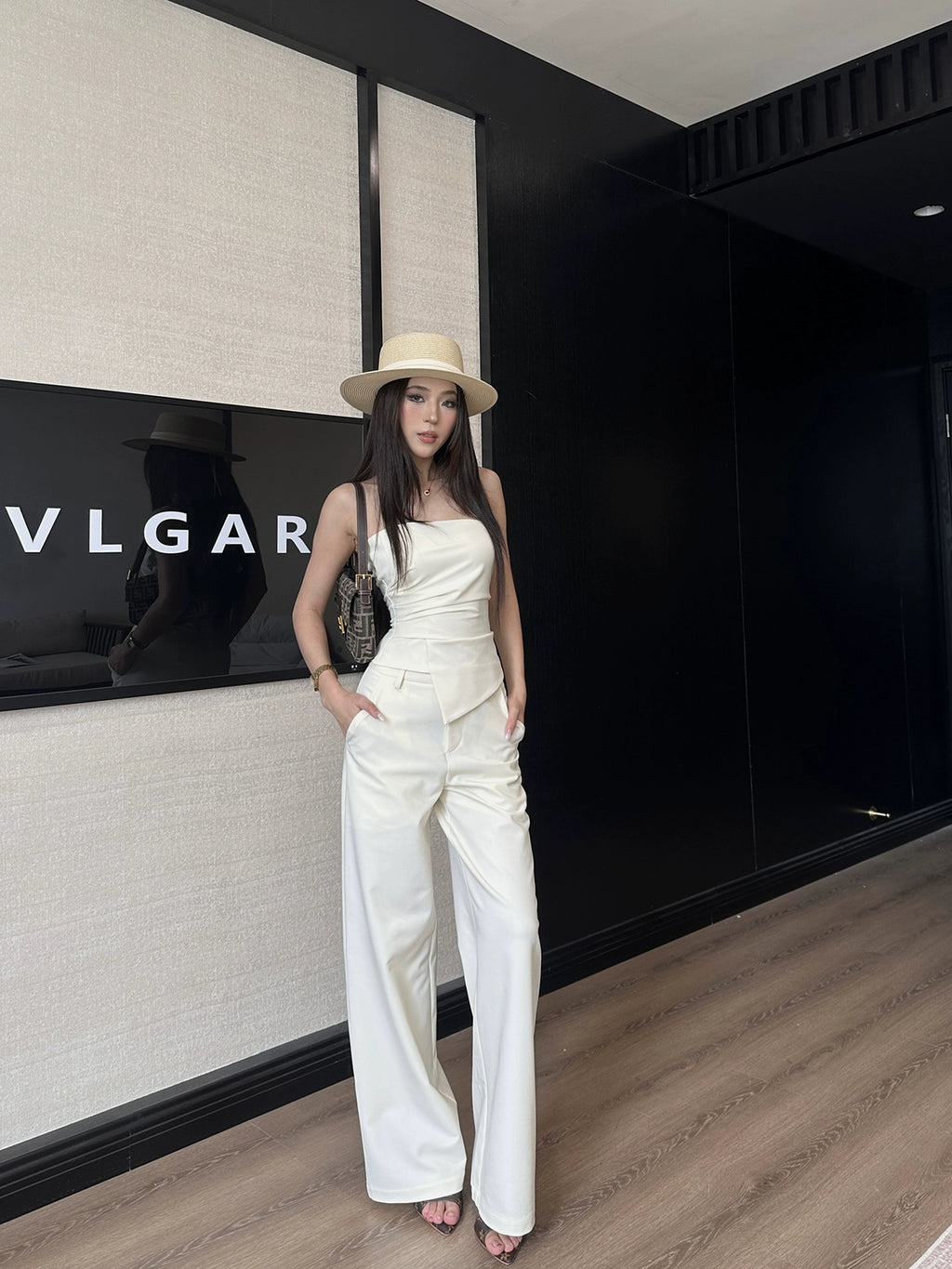 LLROGE Short Strapless Tube Top + High Waist Wide Leg Straight Casual Pants