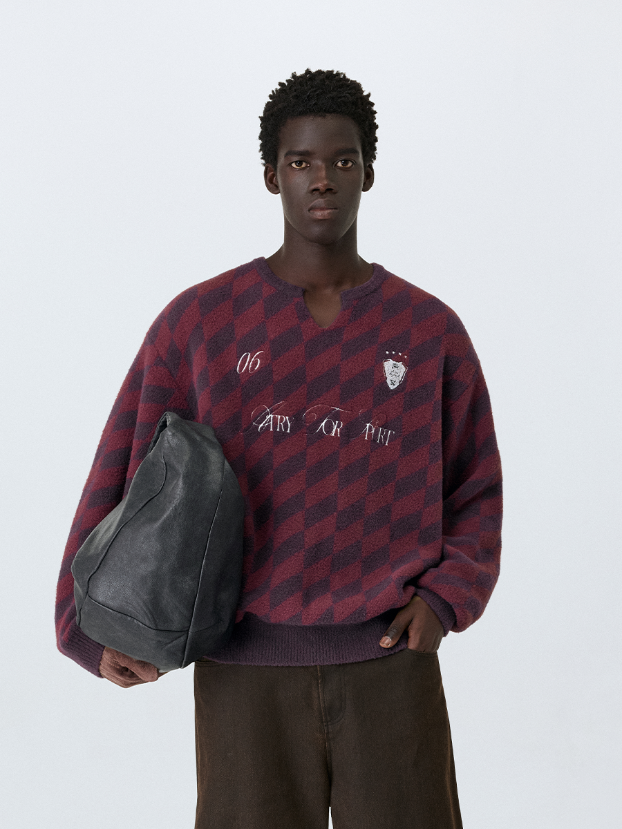 ATRY Sports Contrasting Rhombus Checked Small V-neck Sweater