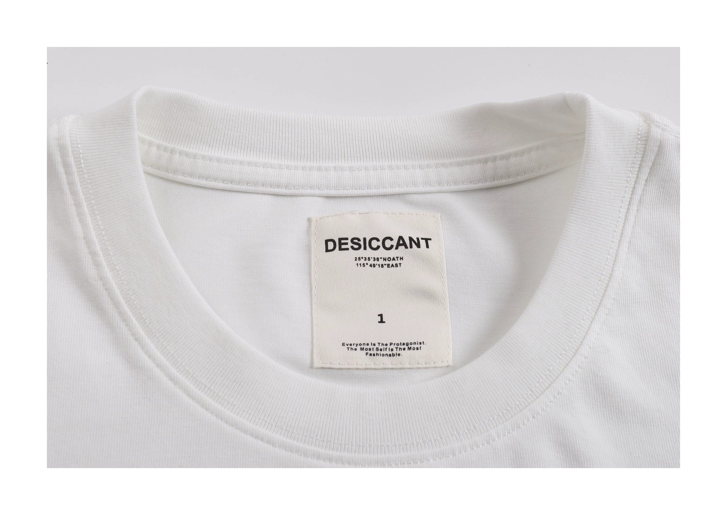 DESICCANT Cool Small Neckline Sunscreen Tee
