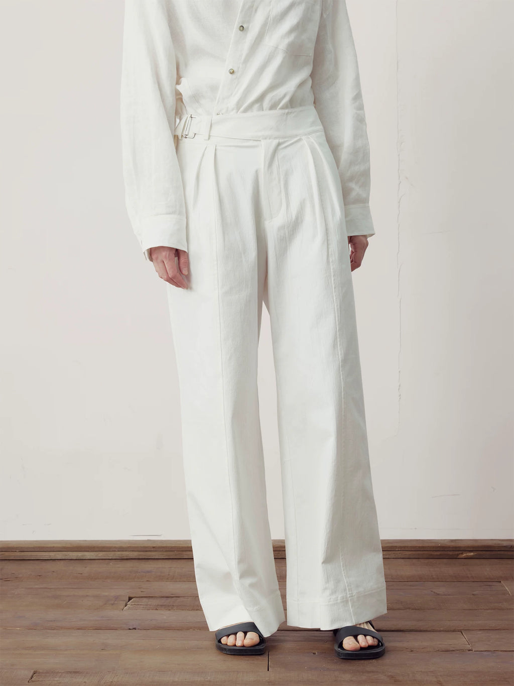 COLN Belt Straight Loose Casual Pants