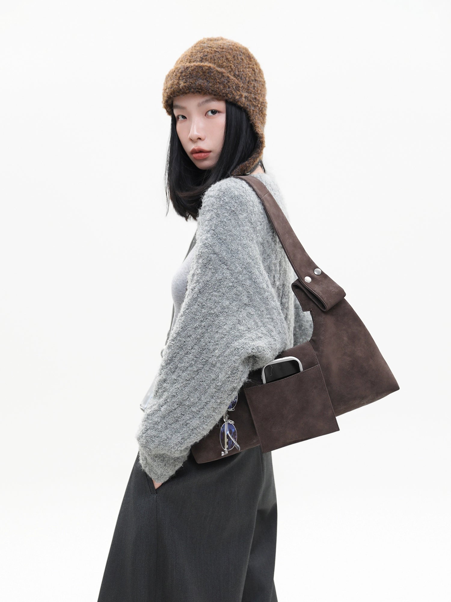 JANDRESS Rivet Shoulder Armpit Messenger Bag