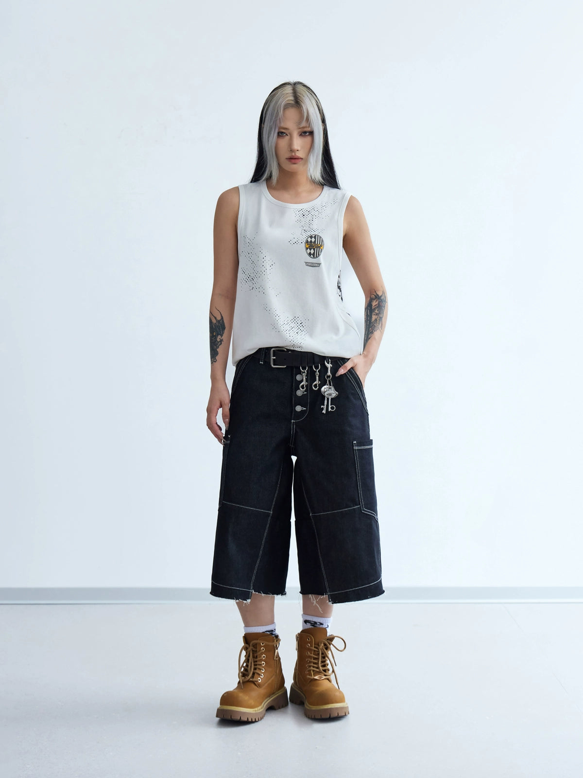 PEOPLESENSE Badge Print Old Primer Sleeveless Vest