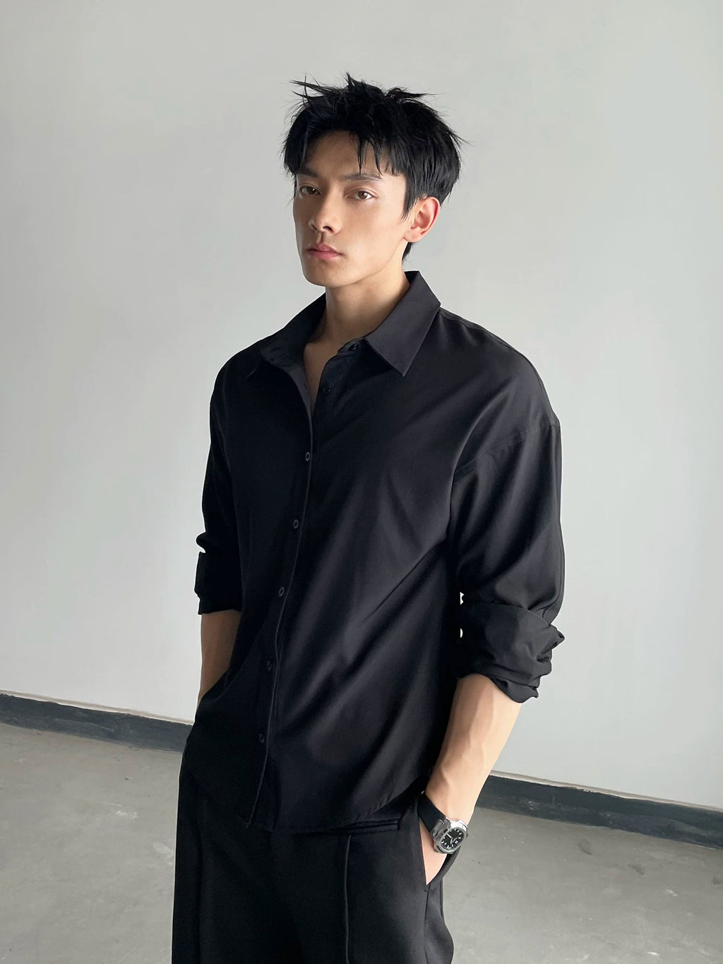 DAY NY Slim-fit Waist Shirt