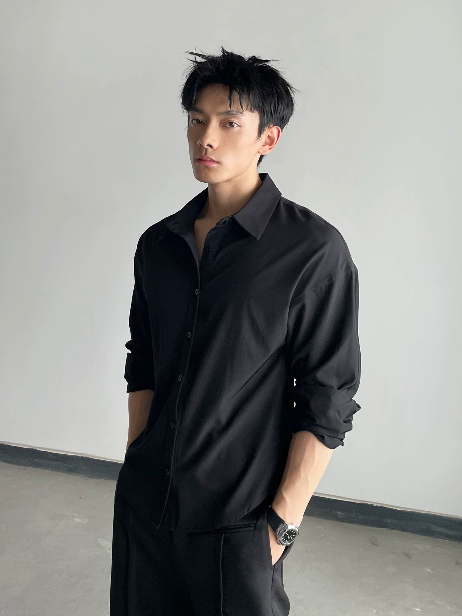 DAY NY Slim-fit Waist Shirt