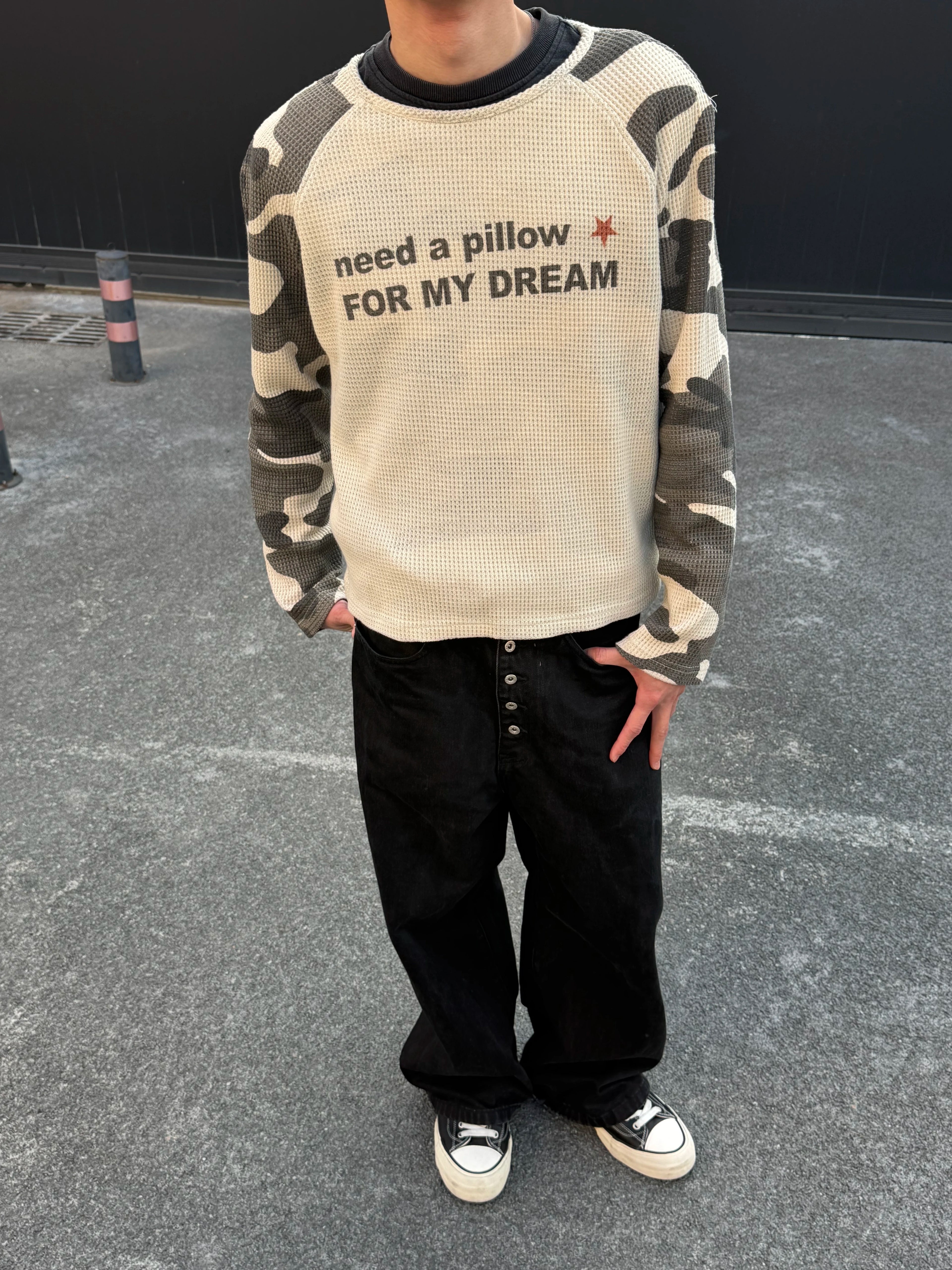 CENSMADE Letter Printed Camouflage Double Sided Piercing Shoulder Sleeve Long Sleeve