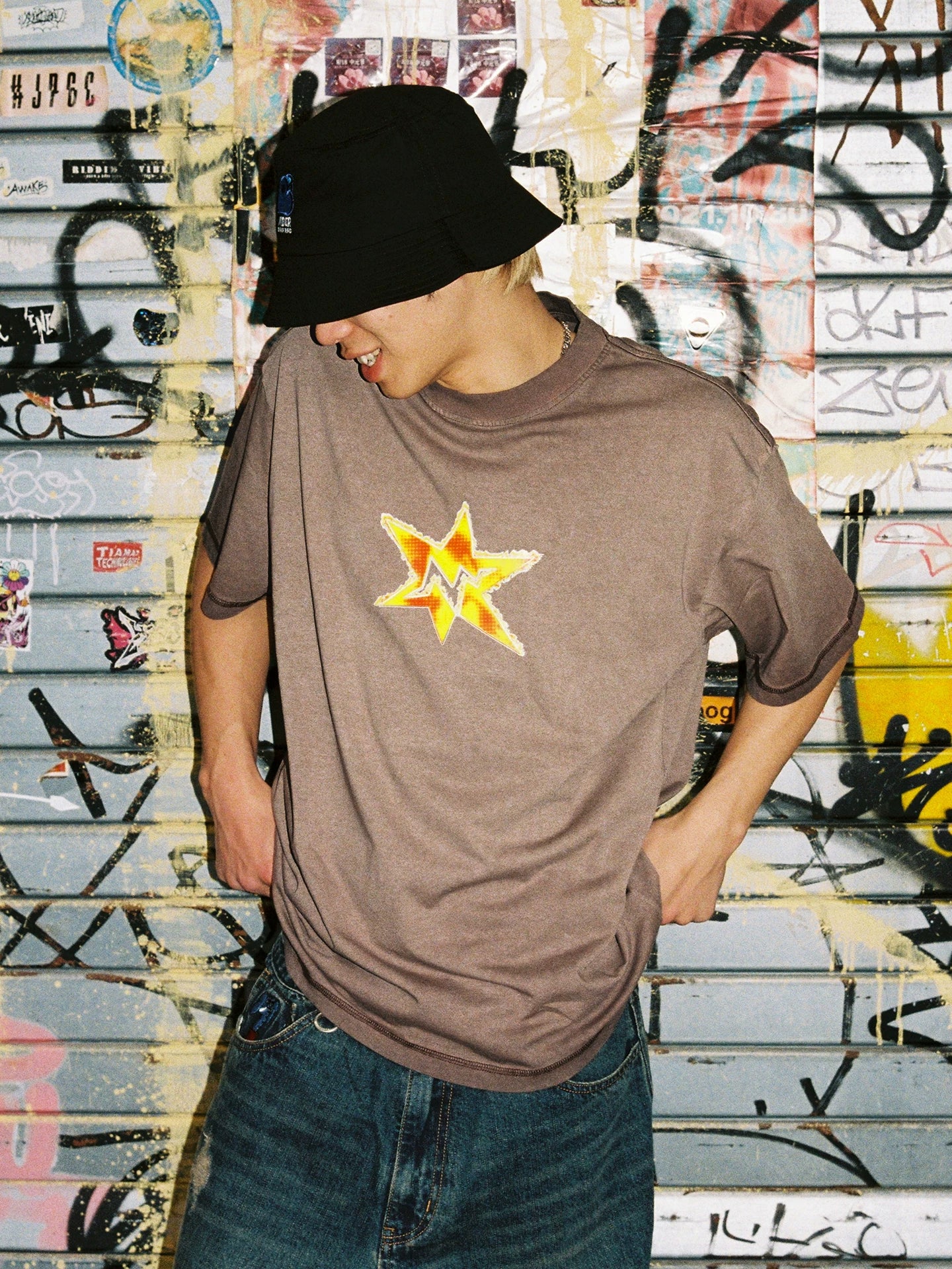MindError Flame Star Print Gradual Change Tee