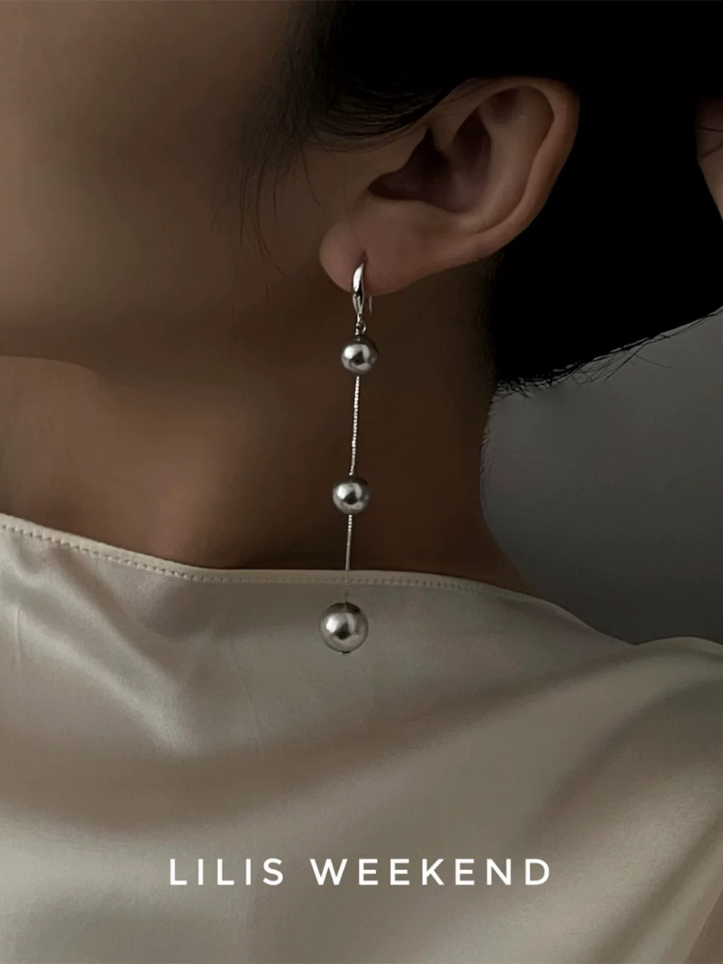 Lilis Weekend Handmade Crystal Pearl Short URL Earrings