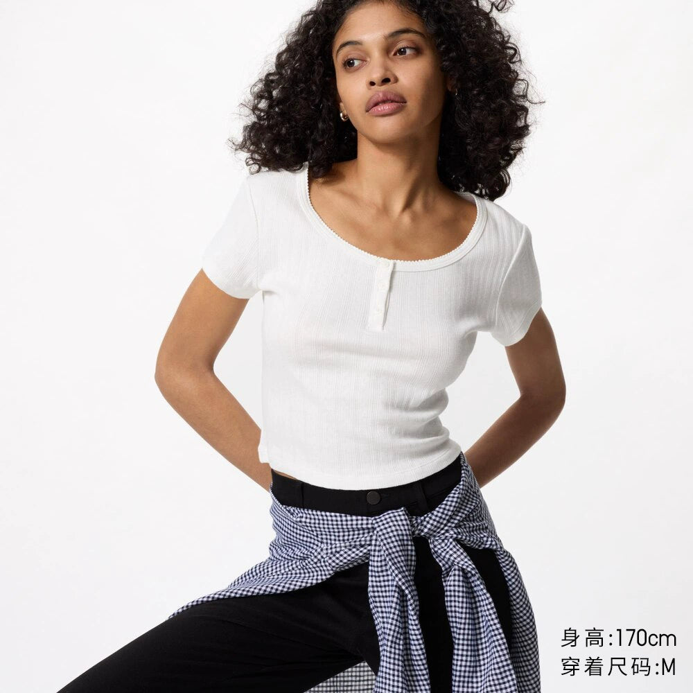 Uniqlo Jacquard Ribbed Henry Collar Tee