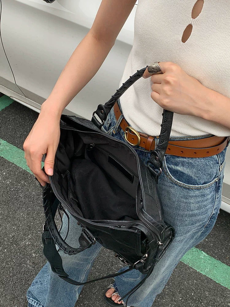 JANDRESS Retro Rivet Large Capacity Shoulder Messenger Bag
