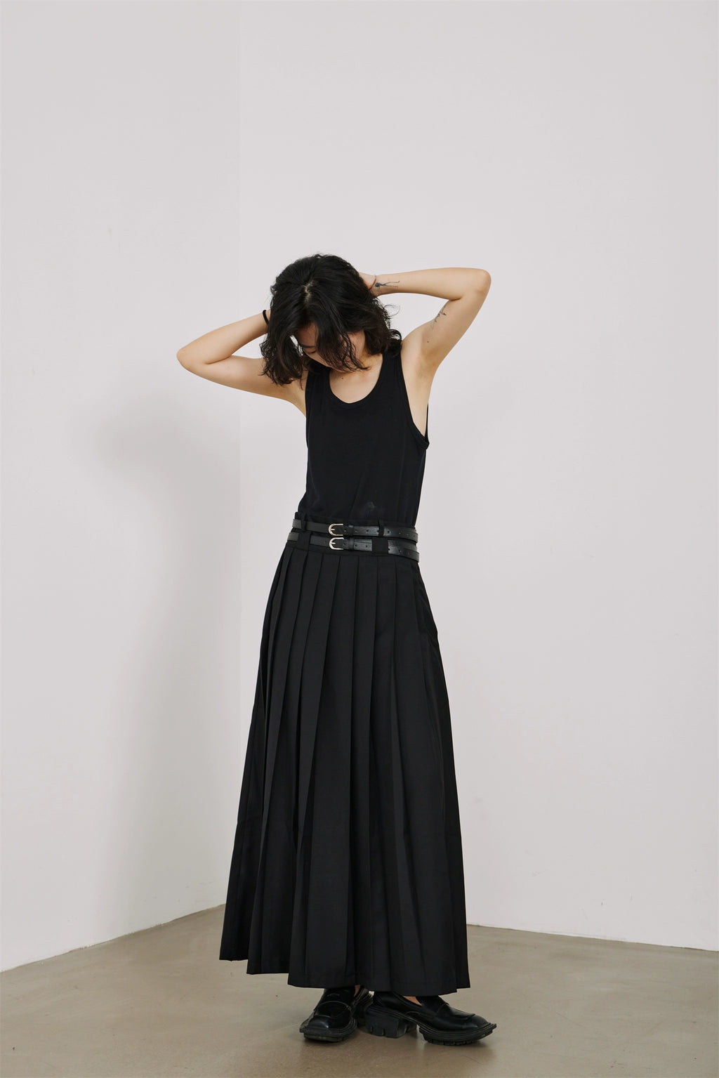 SUNYVONNE Skirt with Pleated A-word