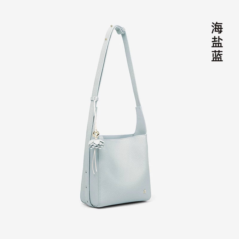 La Festin Niche Leather Messenger Bag