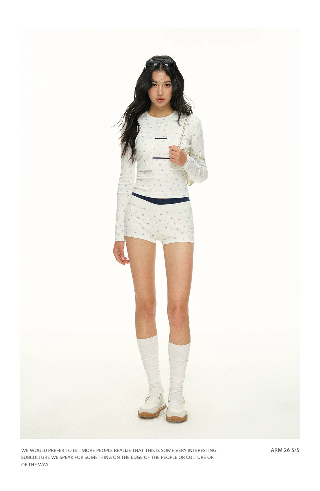 Ariseism Small Floral Slim Versatile Three-piece Set