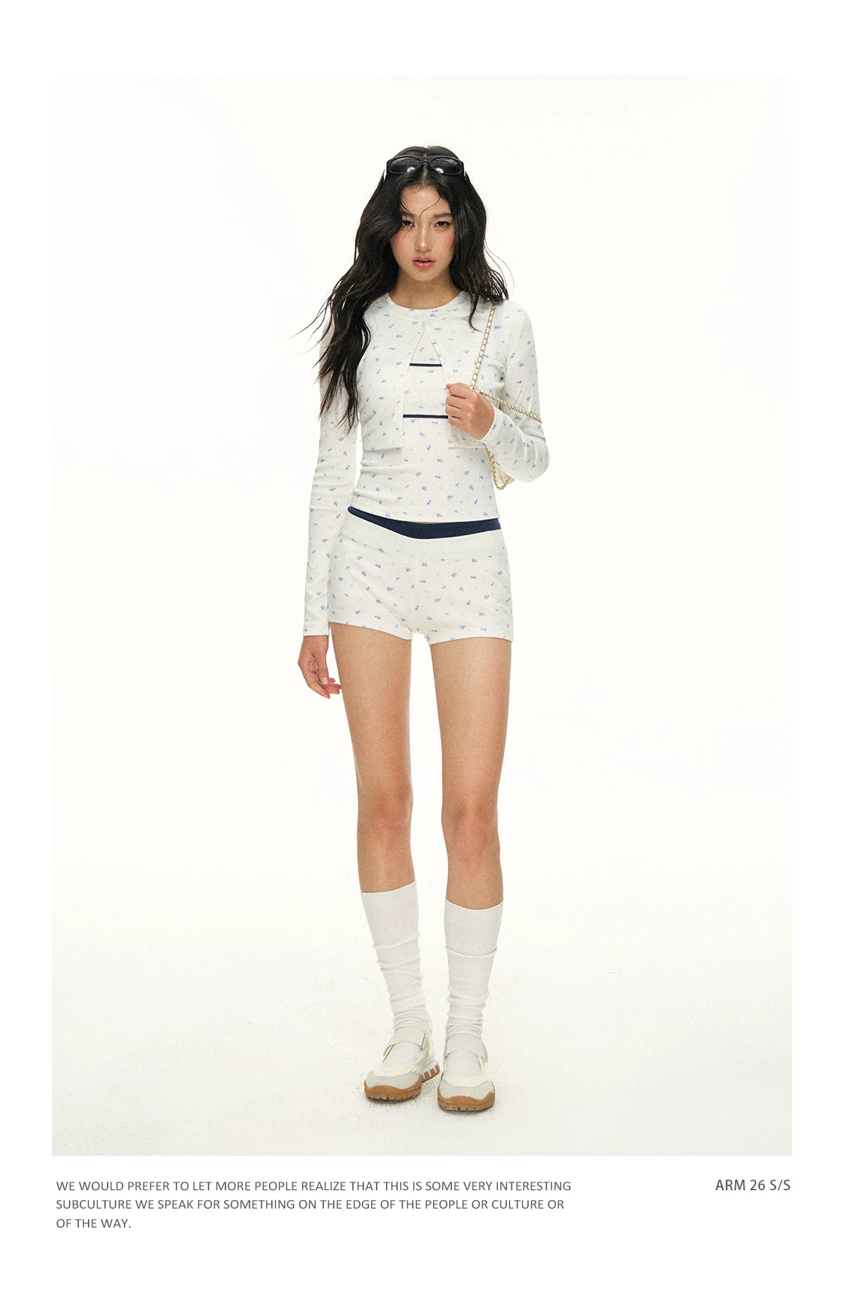 Ariseism Small Floral Slim Versatile Three-piece Set