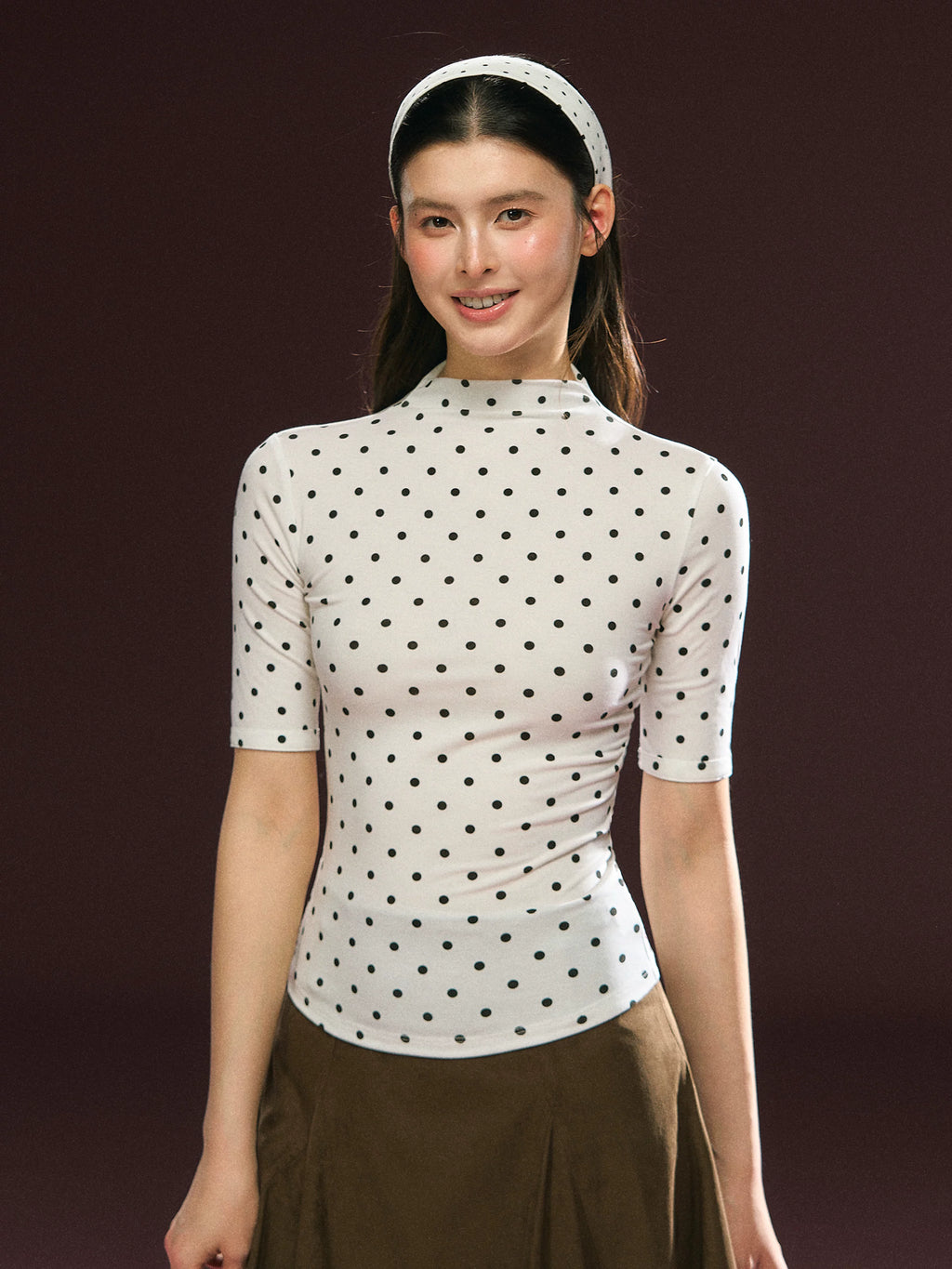 Ariseism Semi-turtleneck Slim Polka Dot Tee