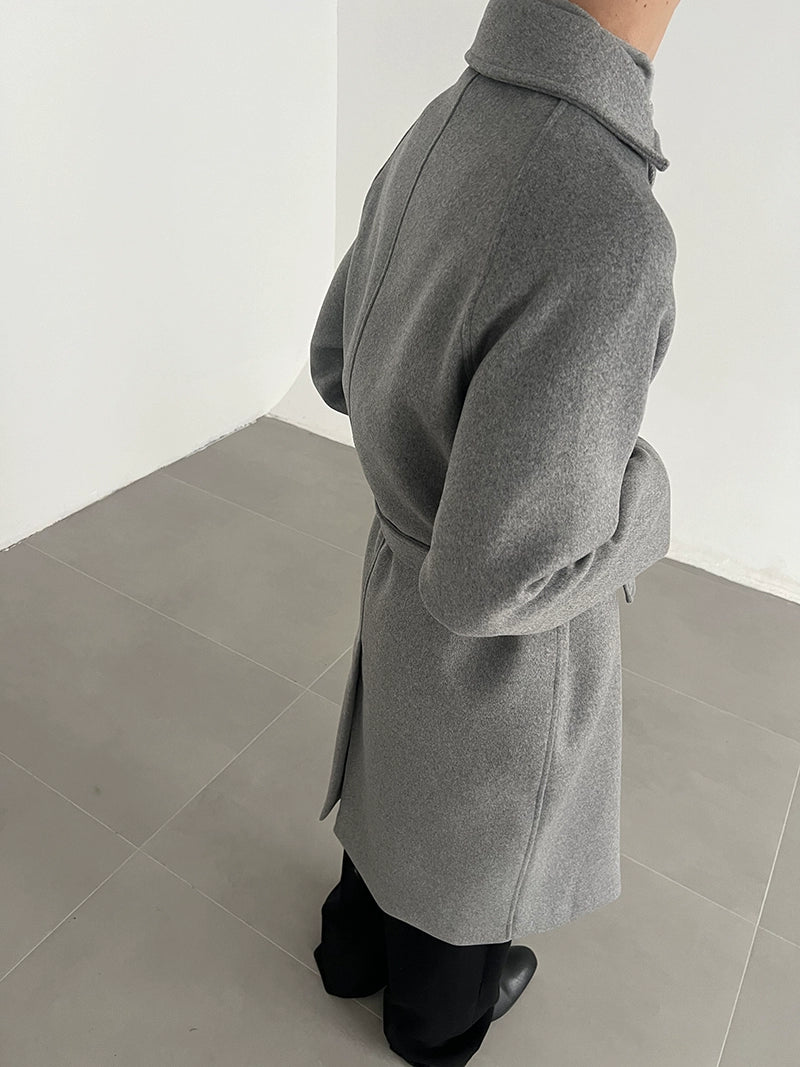 COLN Diagonal Buckle-down Coat