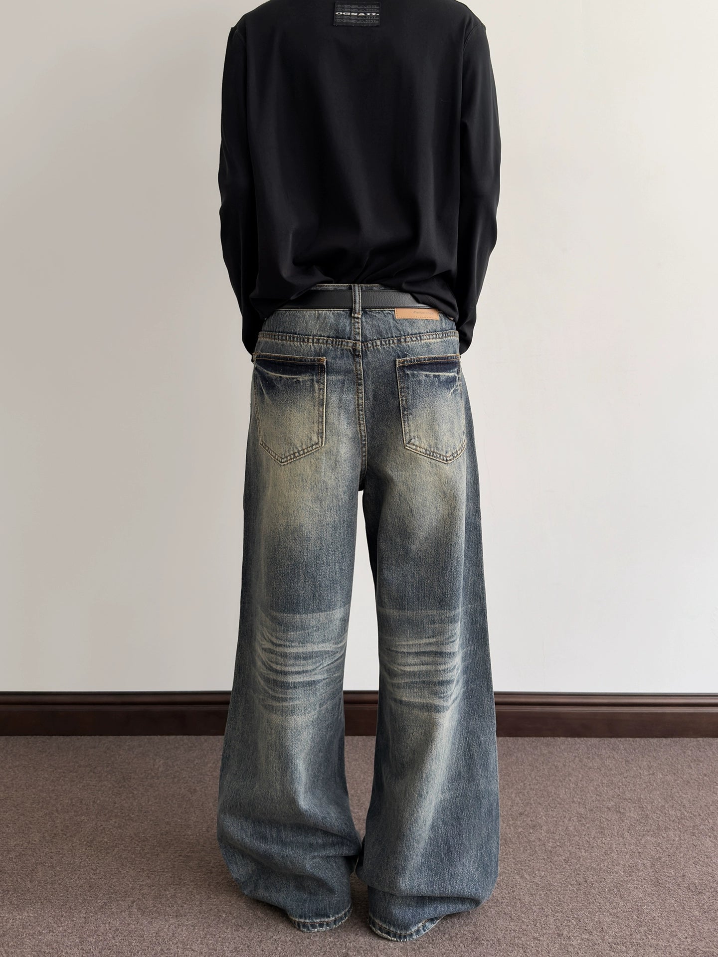 A PUEE Retro Cat Whisker Made Old Jeans