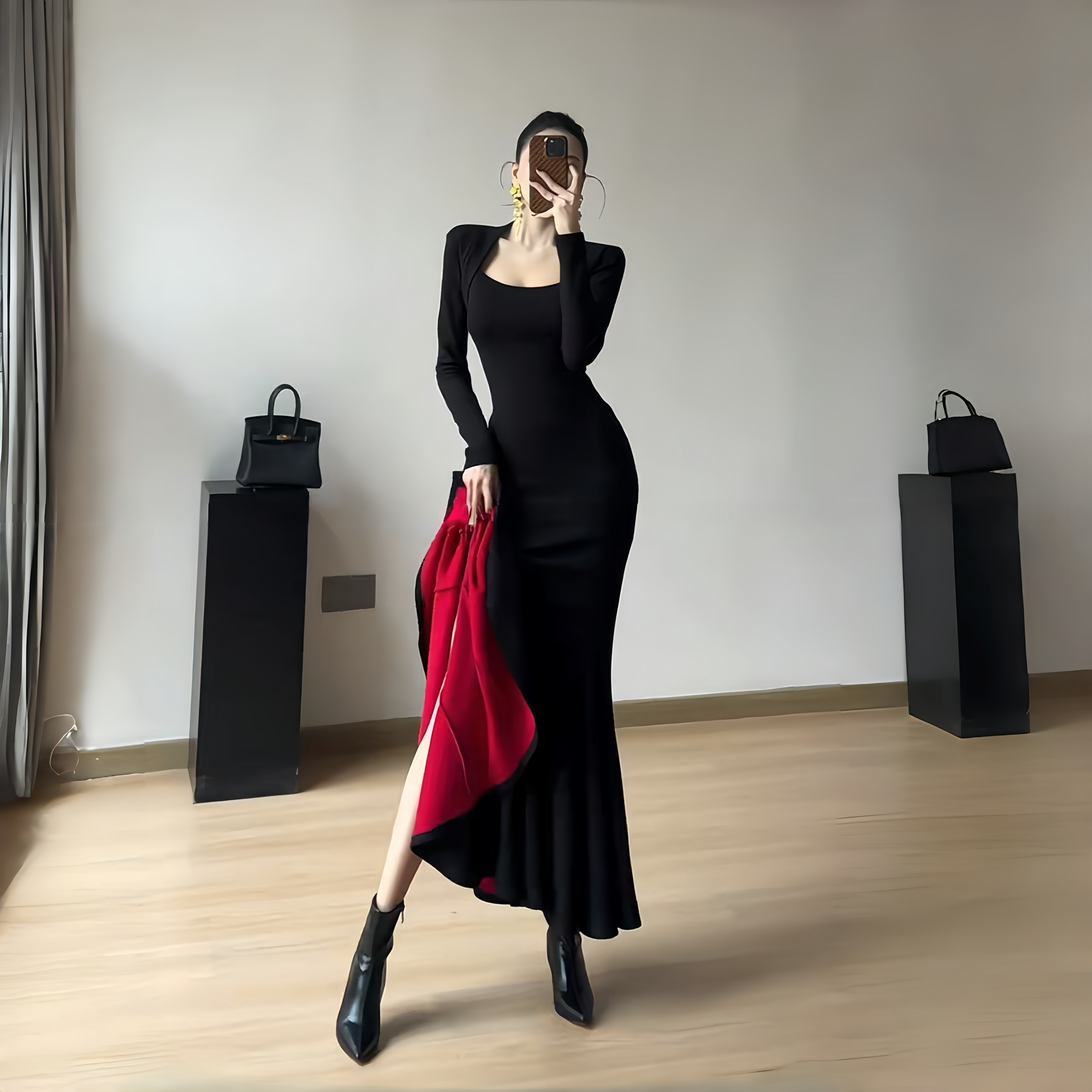 Instunning Square Neck Fishtail Dress