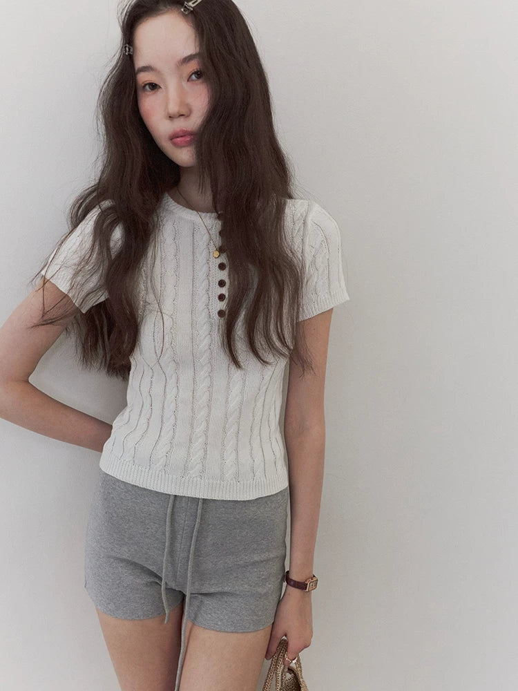 VOOE Slim and Thin Twist Casual Tee