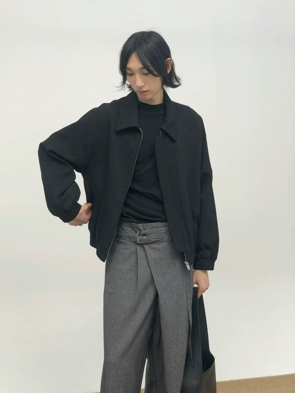 COLN Short Deconstructed Loose Zipper Jacket