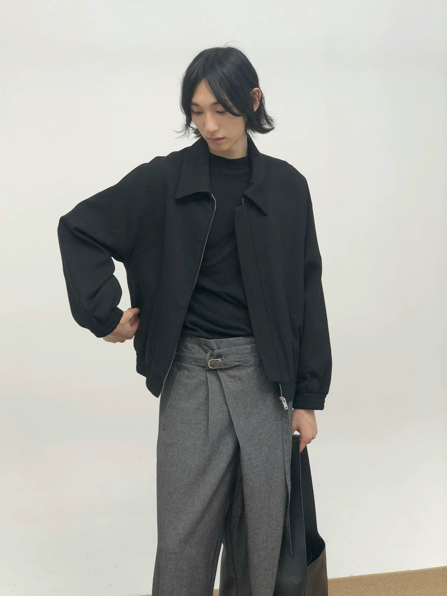 COLN Short Deconstructed Loose Zipper Jacket