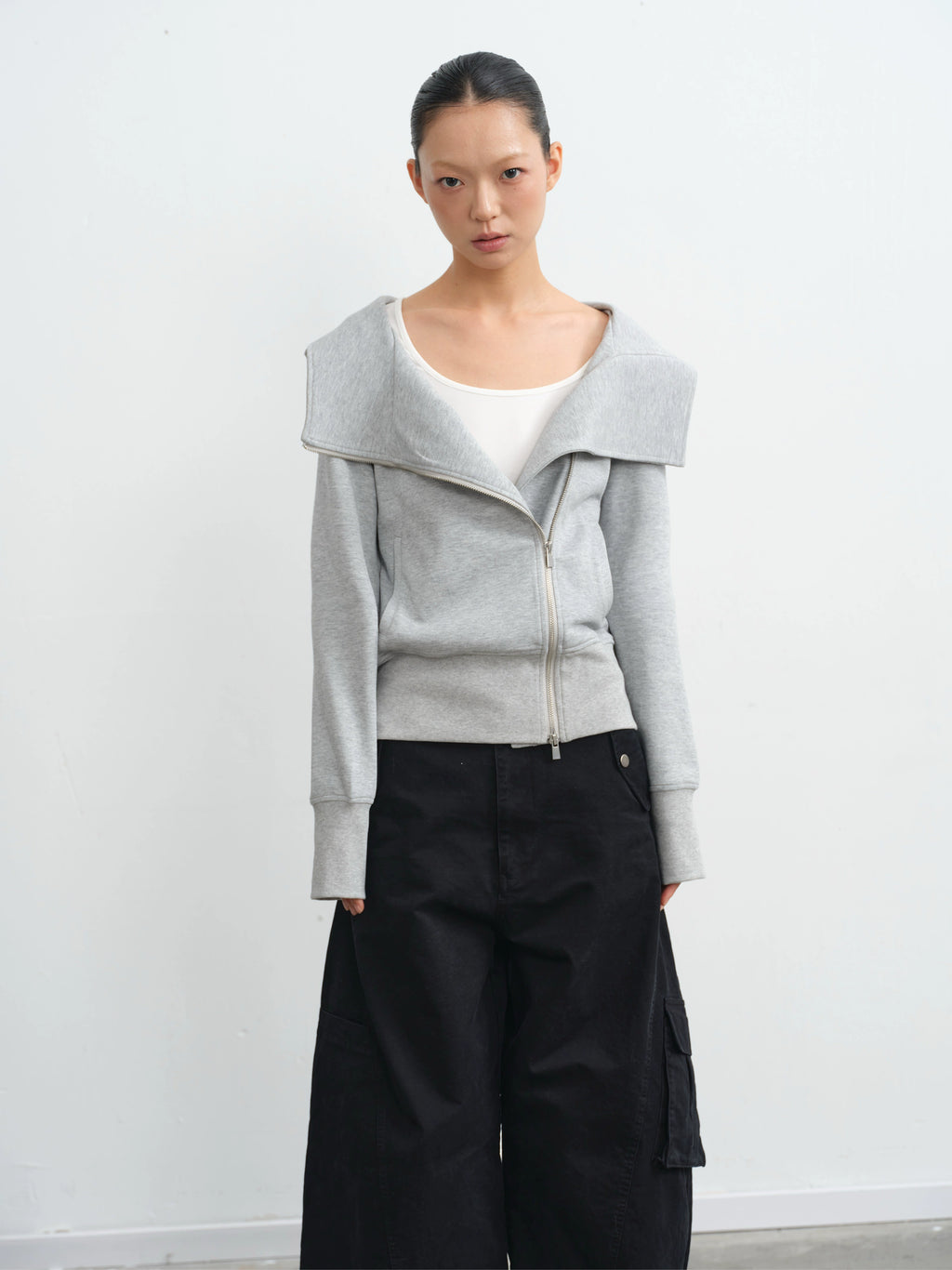 LINY LIBERTY Three-dimensional Tailoring Slim-fitting Short Sweater Jacket