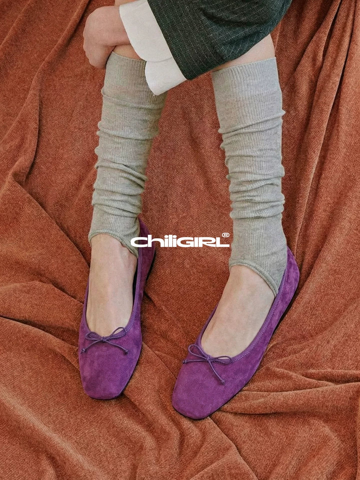CHILIGIRL Bow Light Mouth Suede Flat Shoes