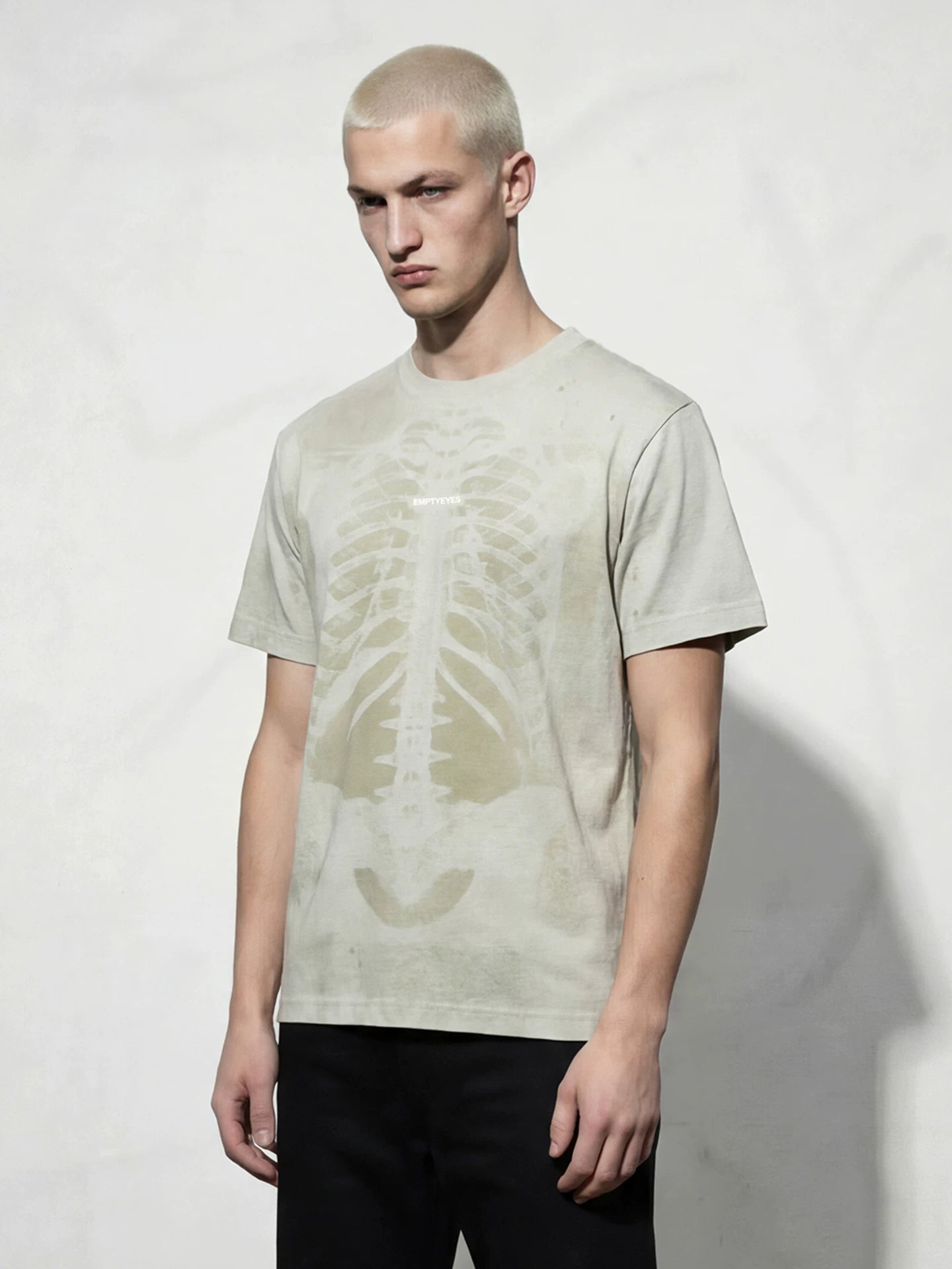 Empty Eyes Skeleton Print Casual Tee