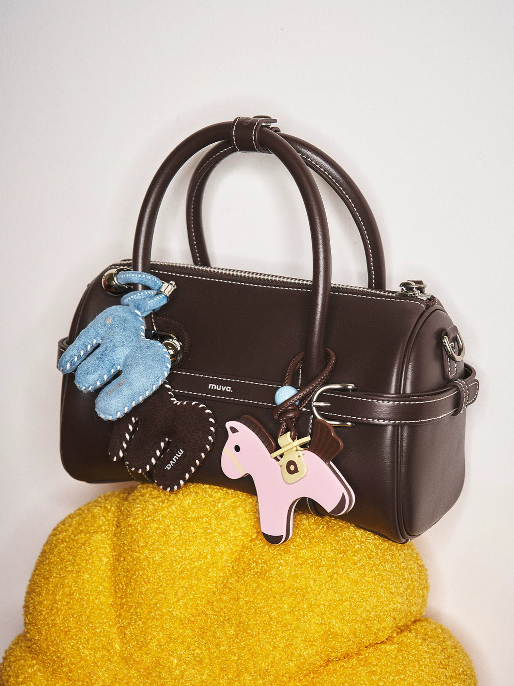 MUVA Sandwich Pony Pendant Fun Cute Bag Accessories