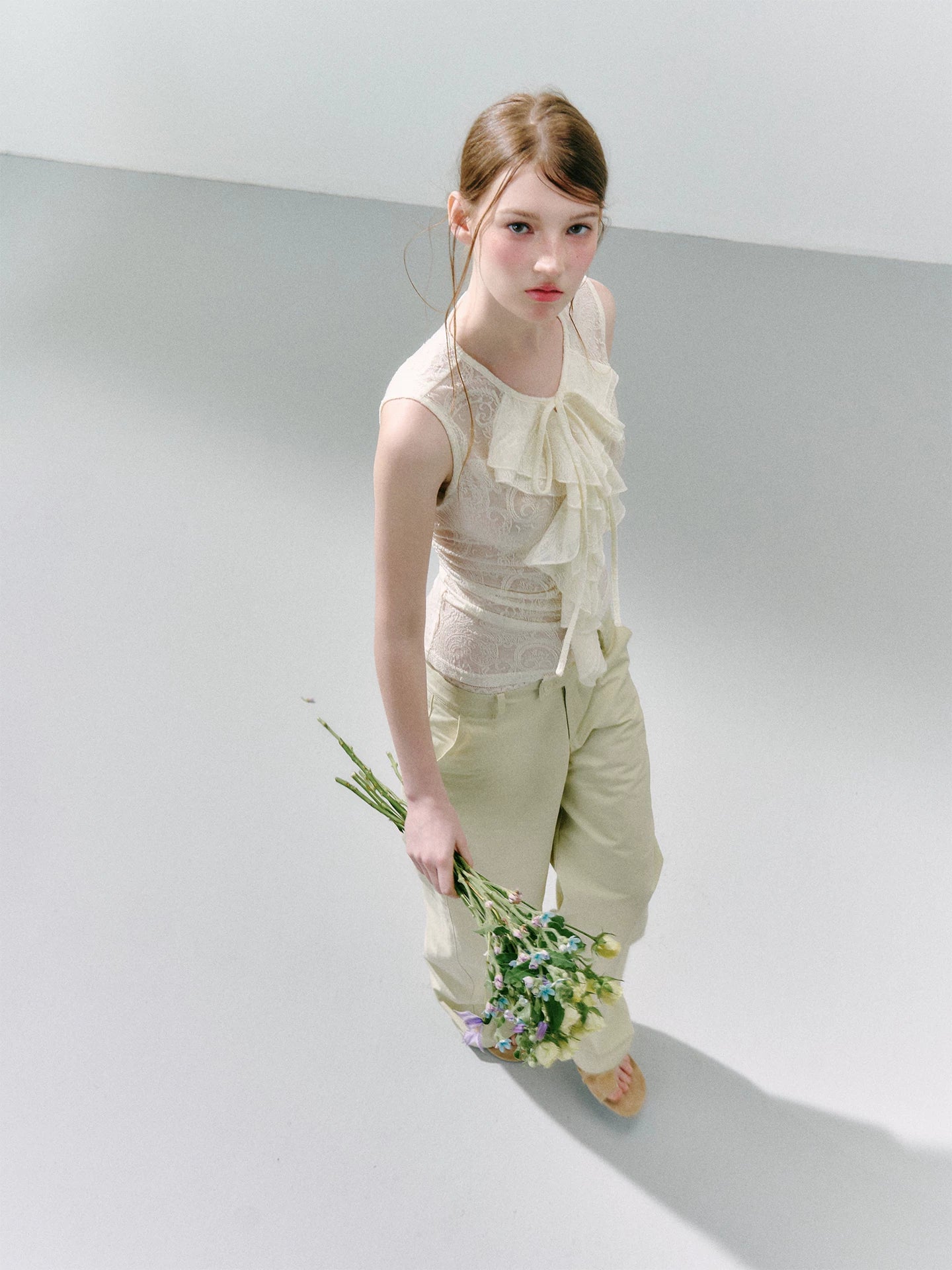 LOST FOREST Lace Lotus Leaf Slim Fit Vest
