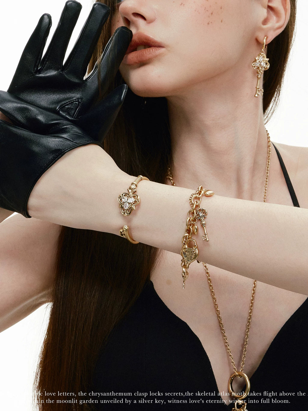 SUMIYAKI Retro Exquisite Relief Key Bracelet