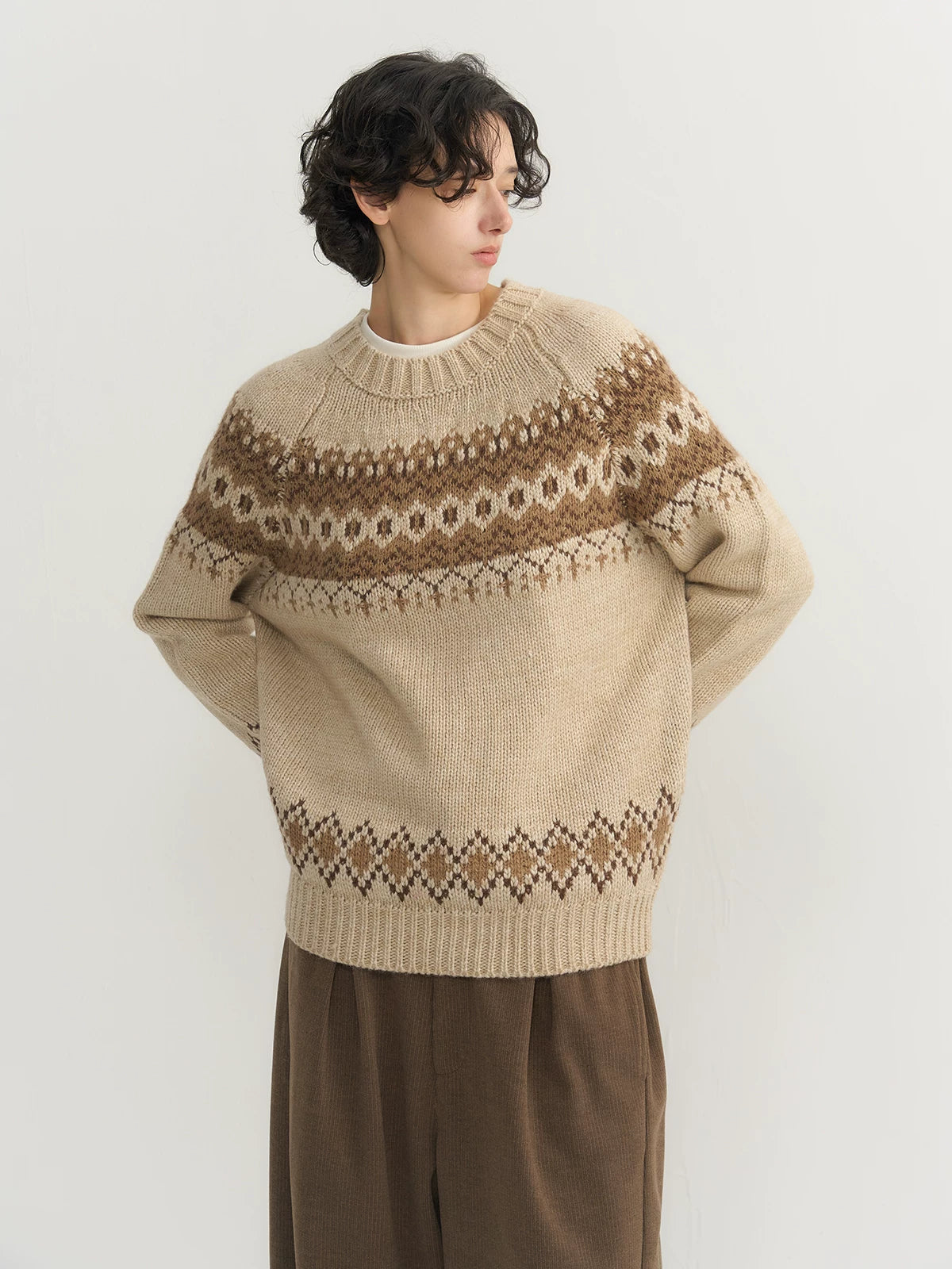 CARPEM Vintage Jacquard Contrast Crew Neck Sweater