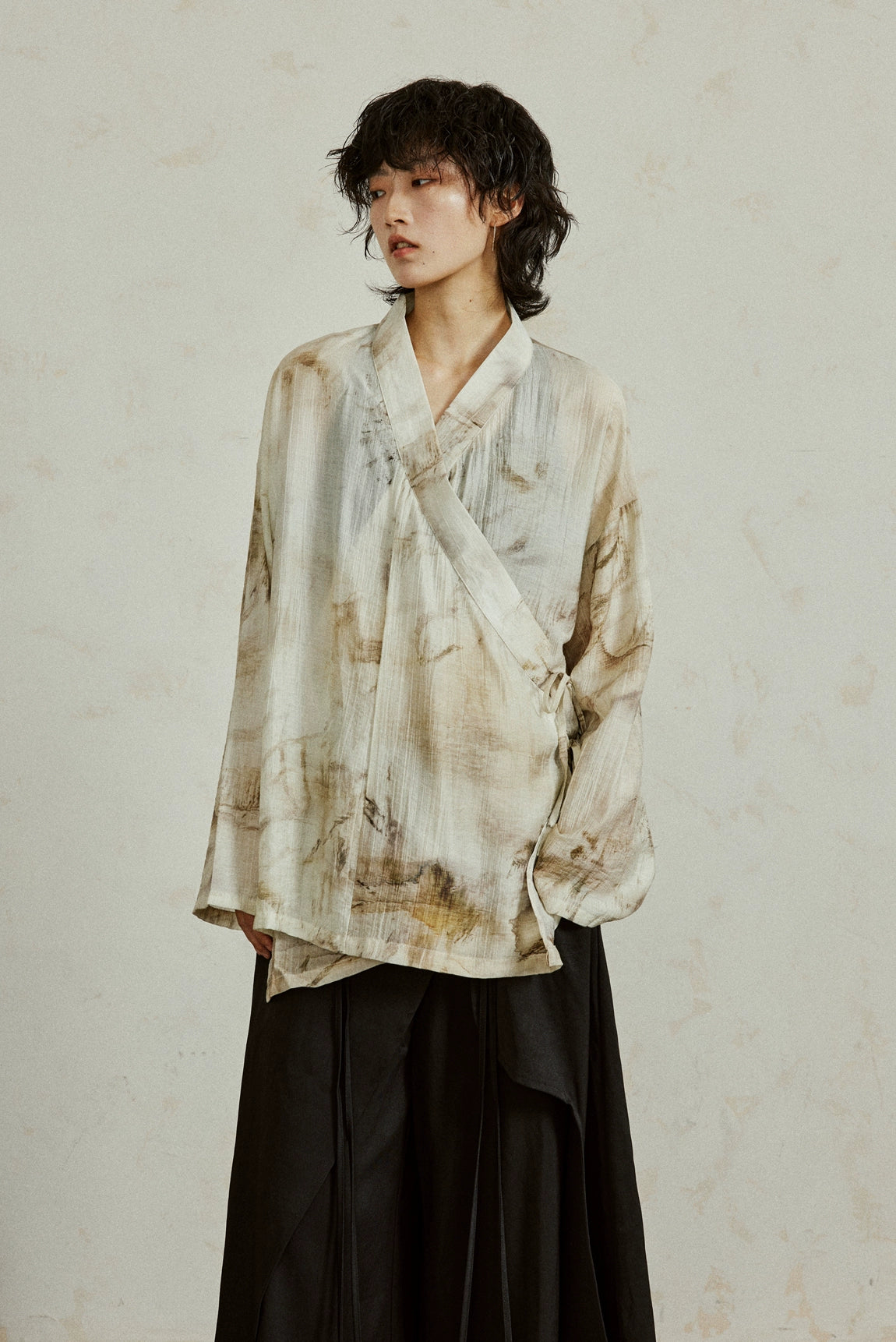 SUNYVONNE Diagonal Placket Strappy Long-sleeved Shirt