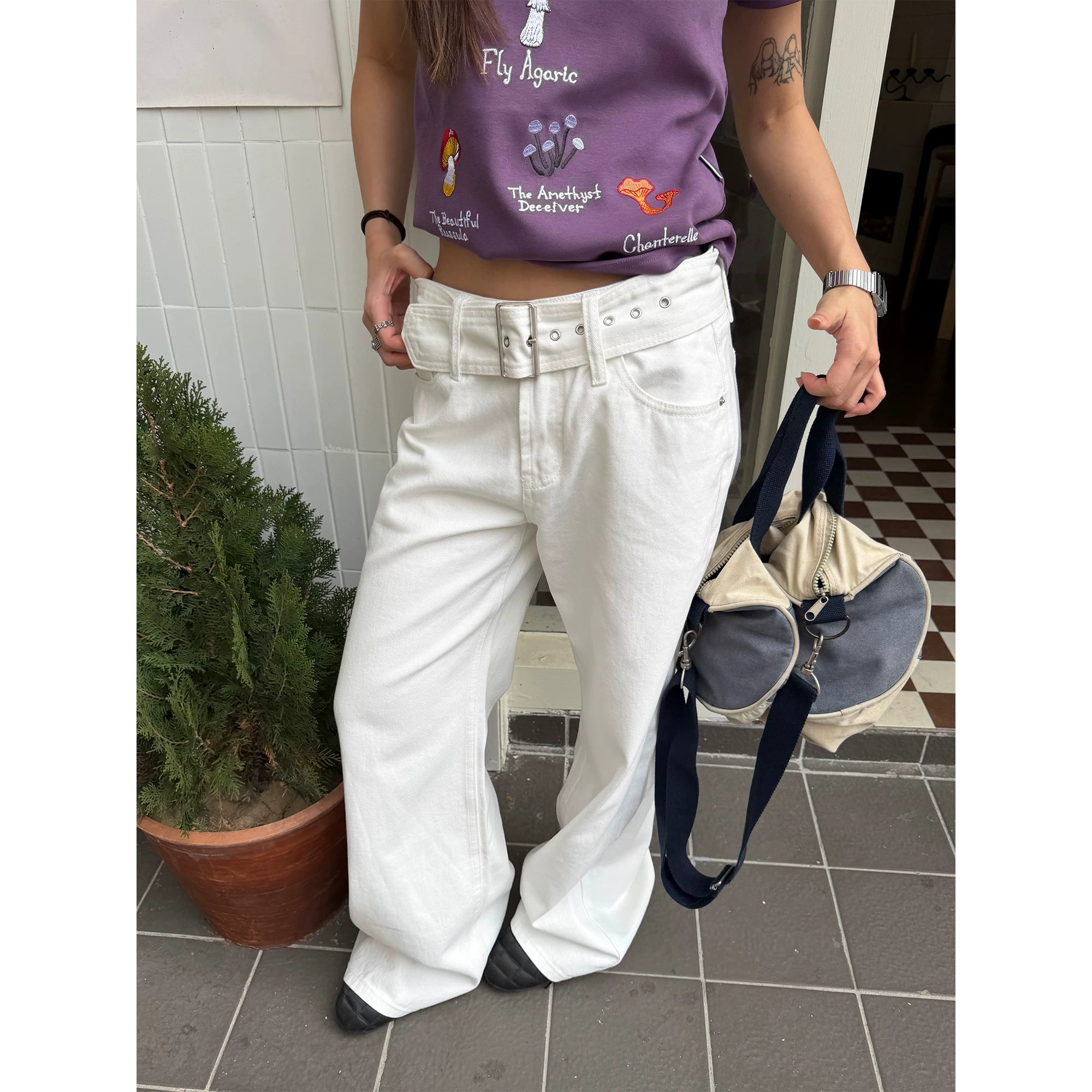 CCYE Medium and Low Waist Straight Versatile Belt Design Jeans