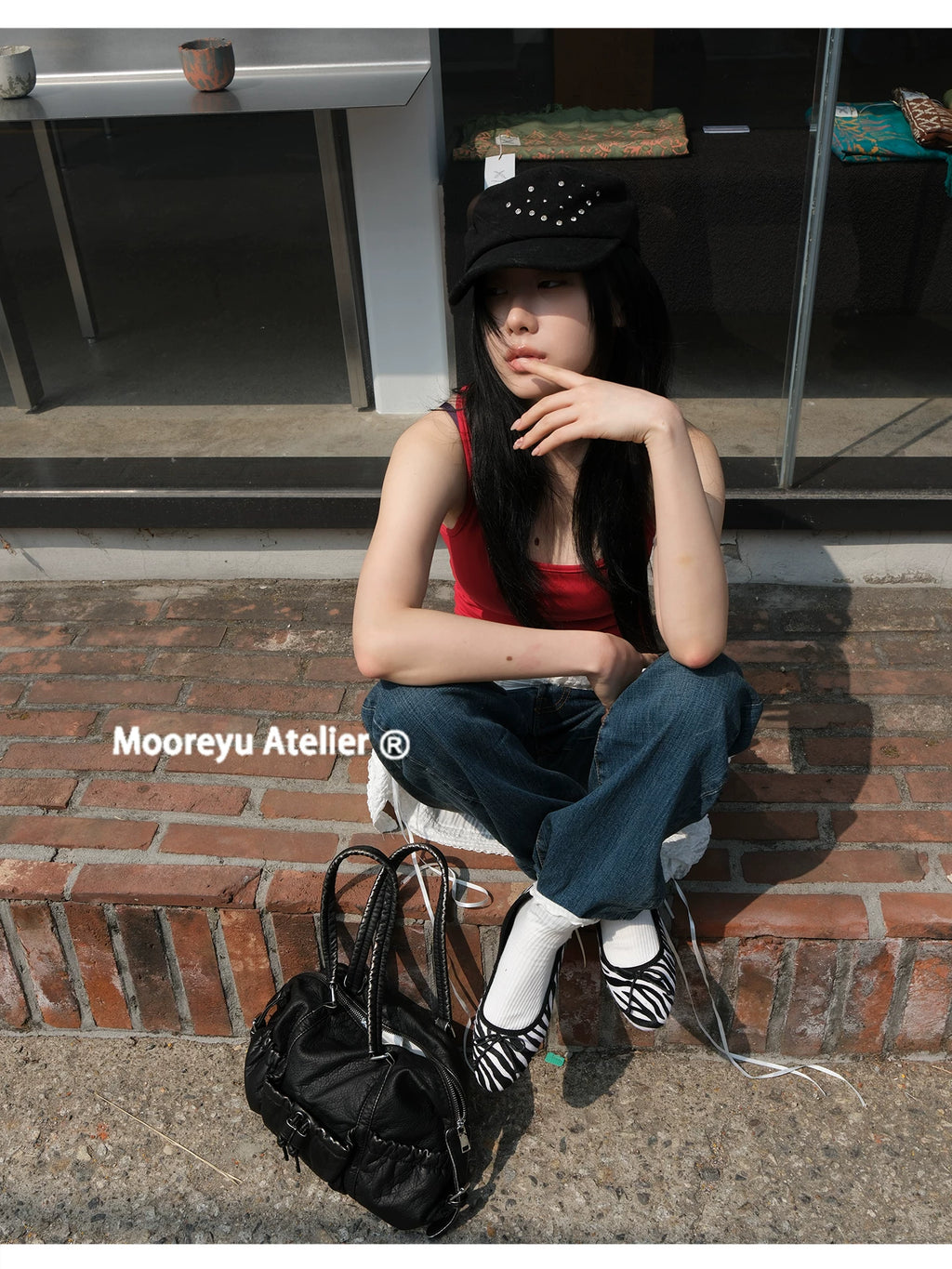 Mooreyu Bow Round Head Shallow Mouth Flats