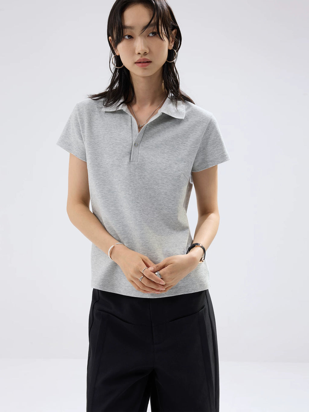 Sameuoo Lapel, Shoulder-length Slimming Tee