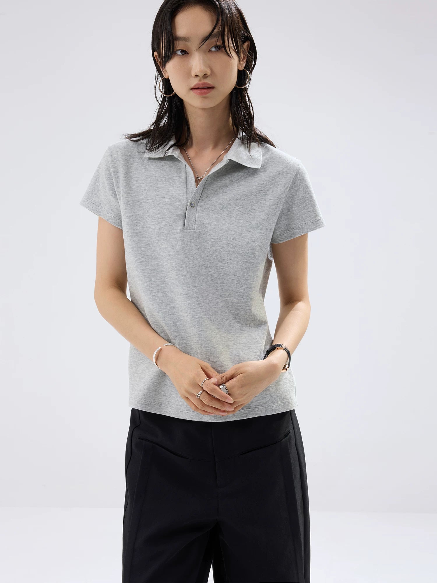 Sameuoo Lapel, Shoulder-length Slimming Tee