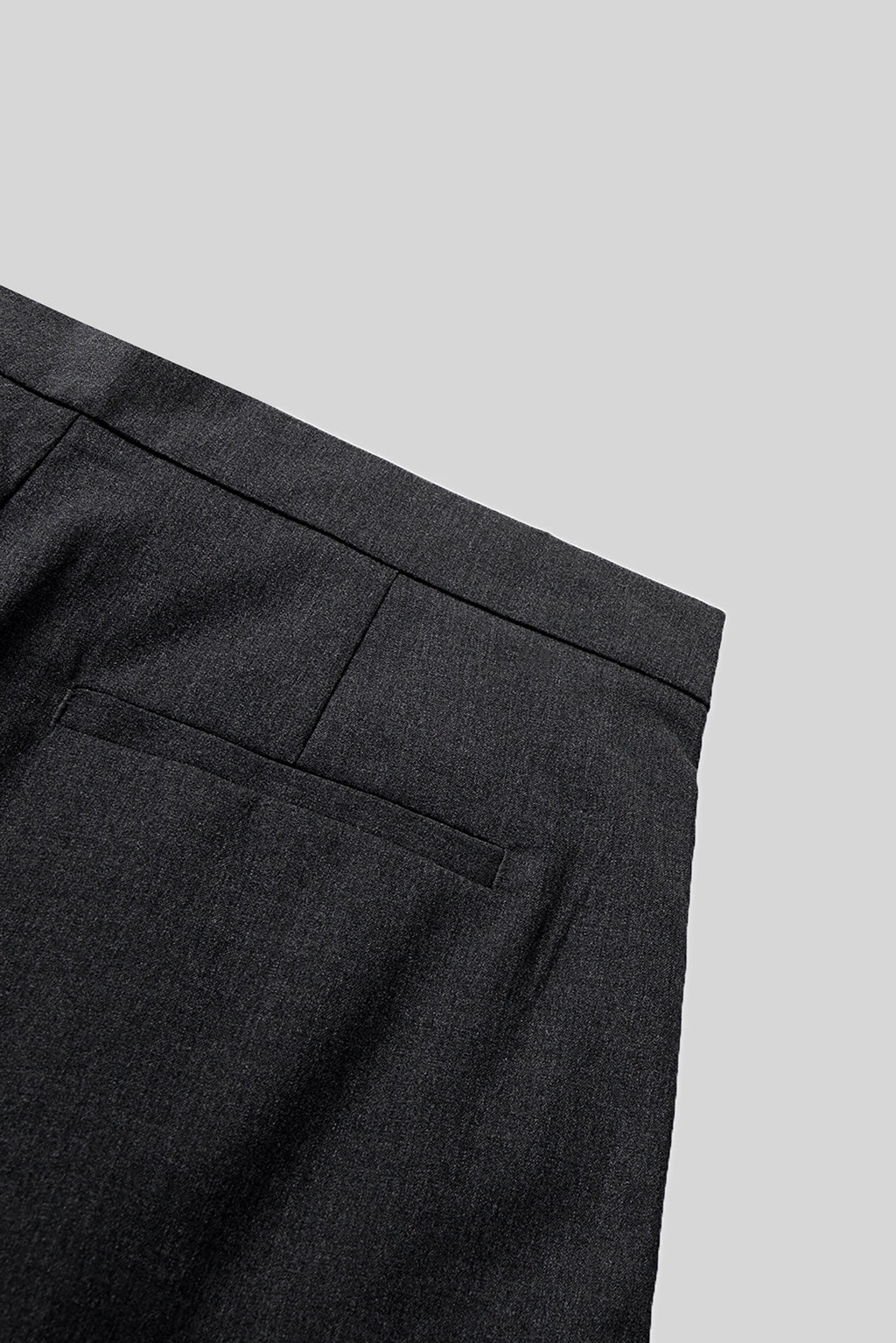 COLN Line-sensitive Flyer Slightly Wide Flared Pants