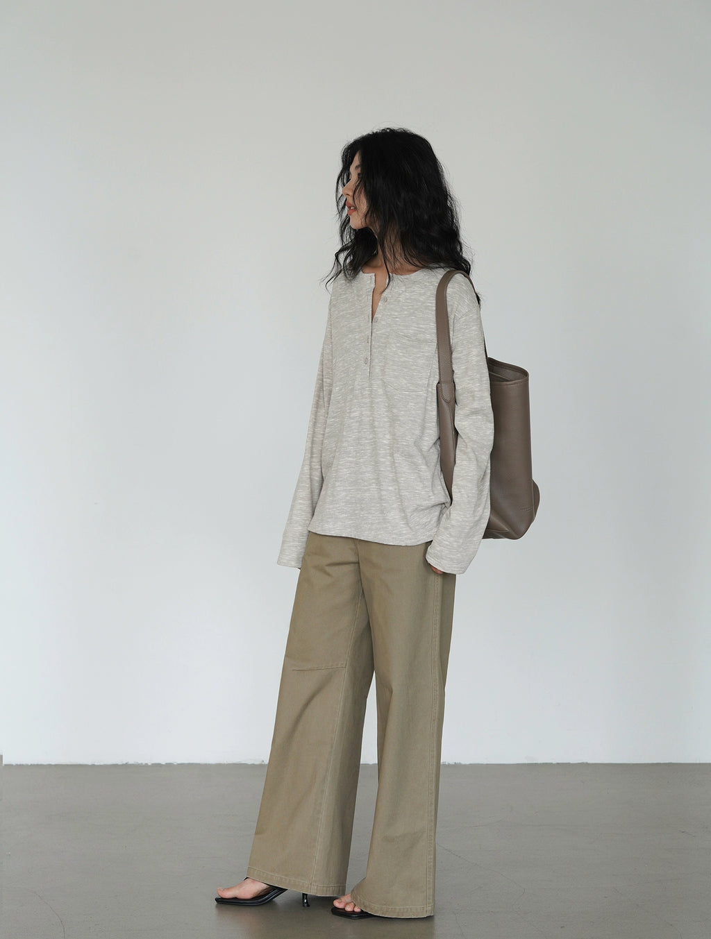 EIGHTHMONTH Korean Lazy Style V-neck Long Sleeve