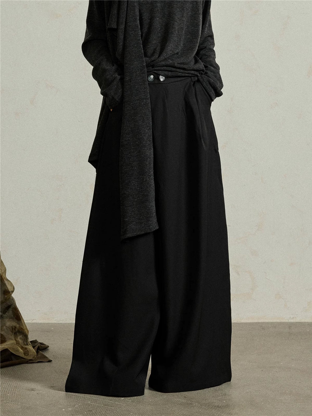 SUNYVONNE Double-button Diagonal Placket Suit Pants