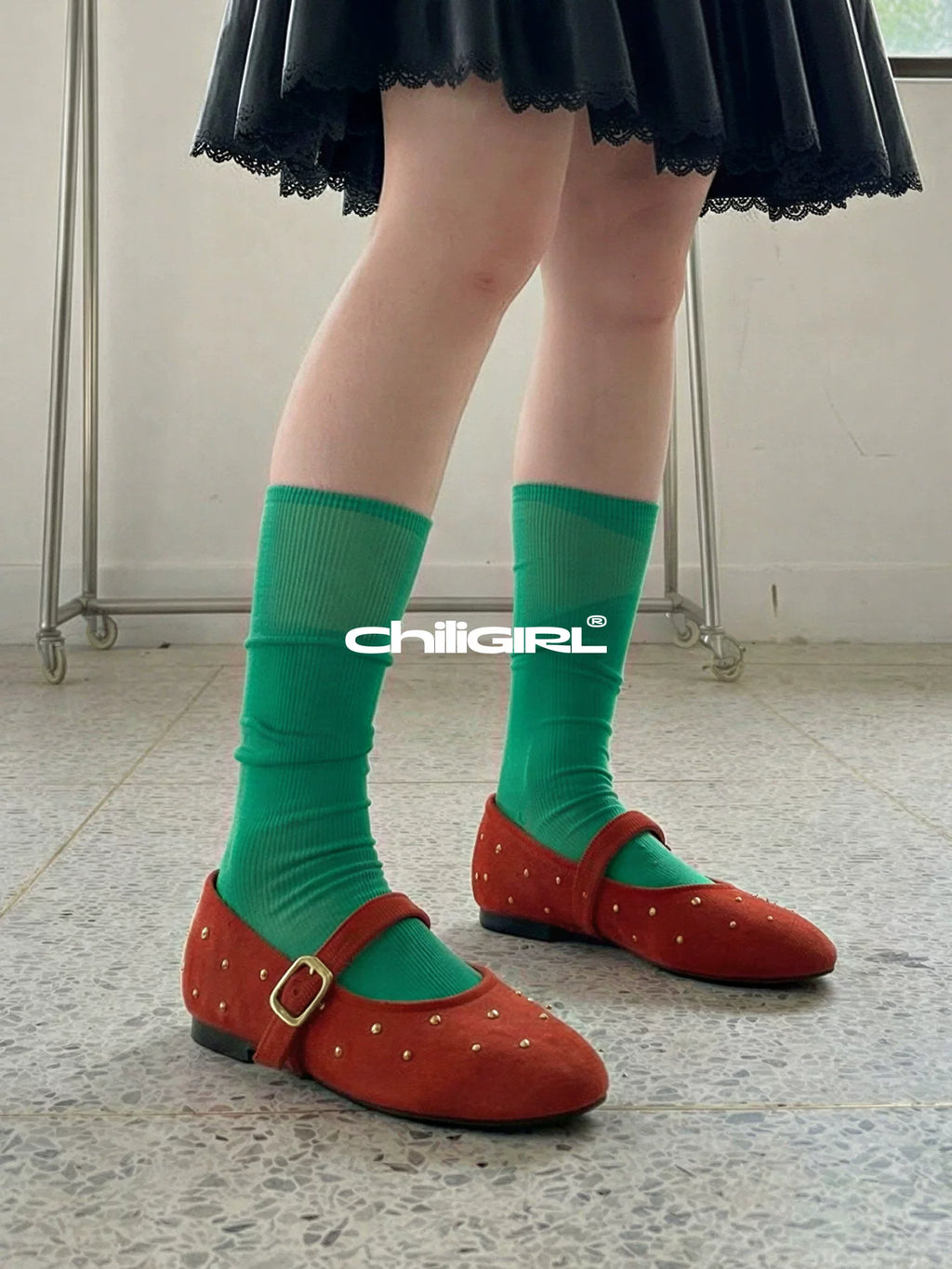 CHILIGIRL Rivet Shallow Suede Shoes
