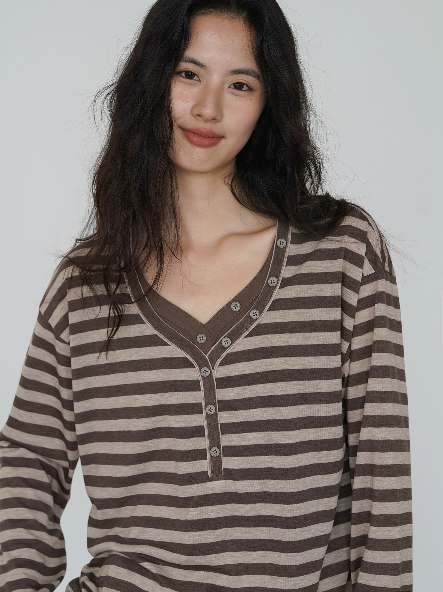 EIGHTHMONTH Lazy Wind Striped V-neck Button Long Sleeve