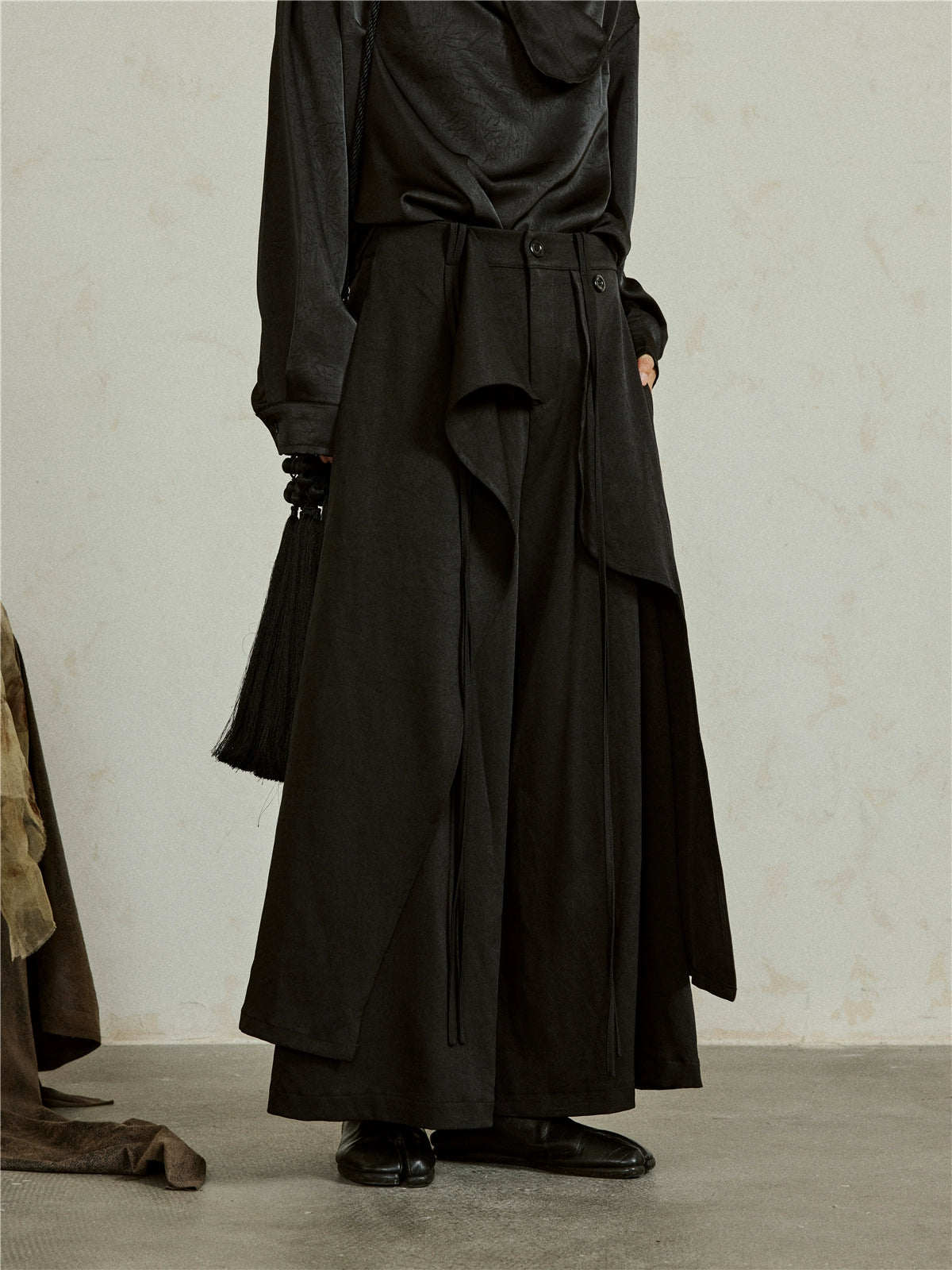 SUNYVONNE Irregular Loose and Elegant Trouser Skirt