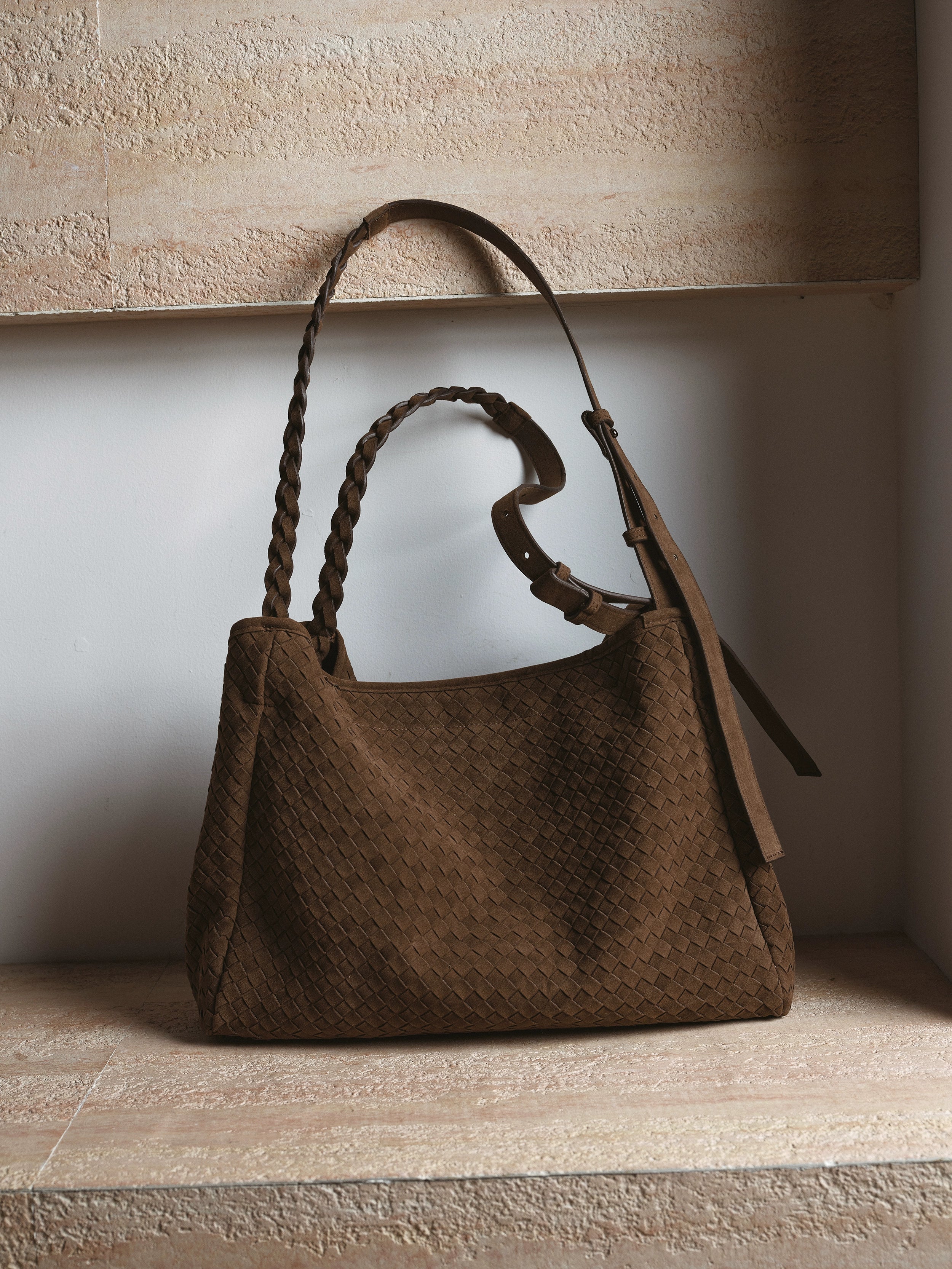 NOT UGLY 25AW Kendo hand-woven tan double strap shoulder suede soft diagonal span hobo bag