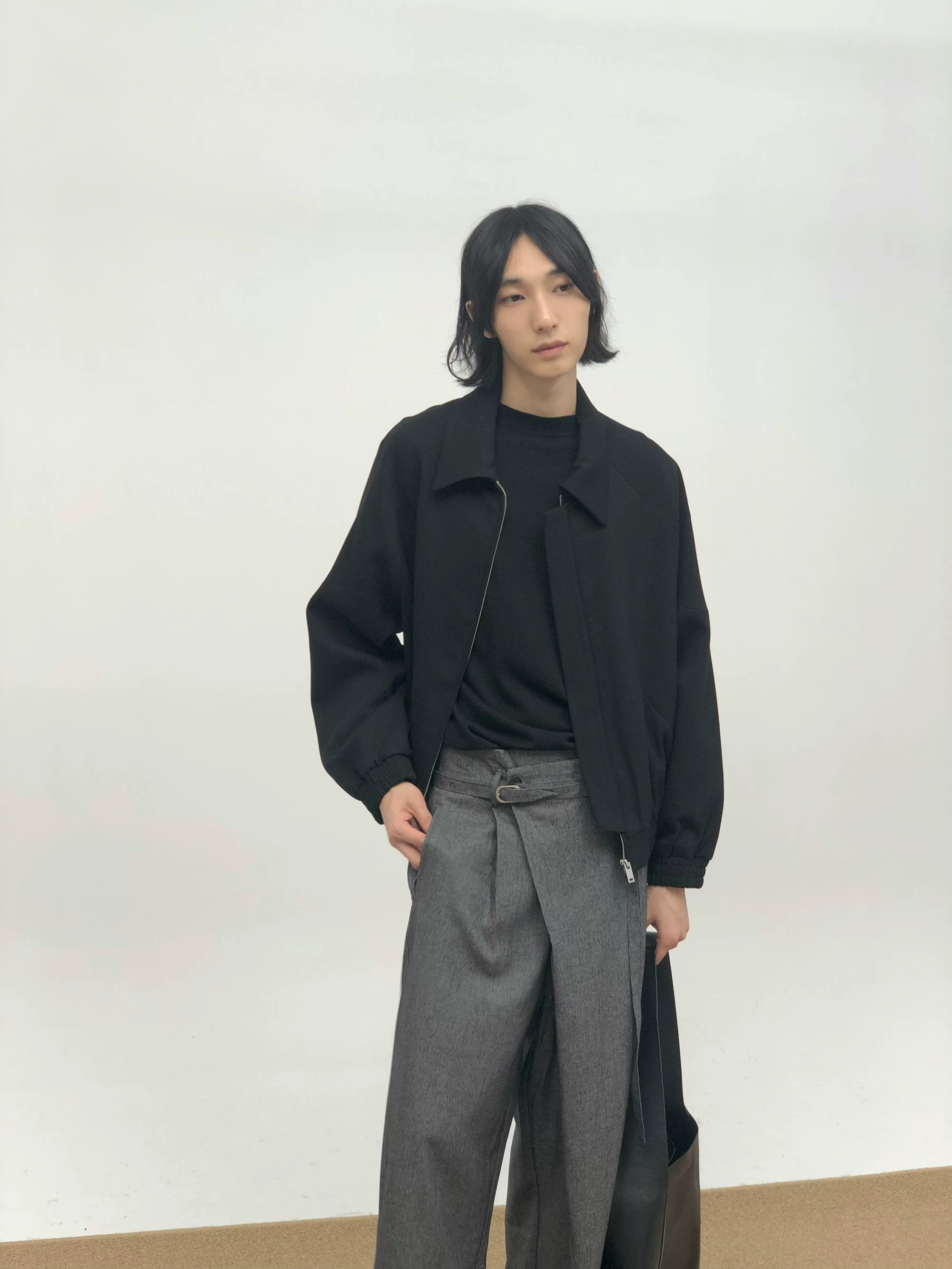 COLN Short Deconstructed Loose Zipper Jacket