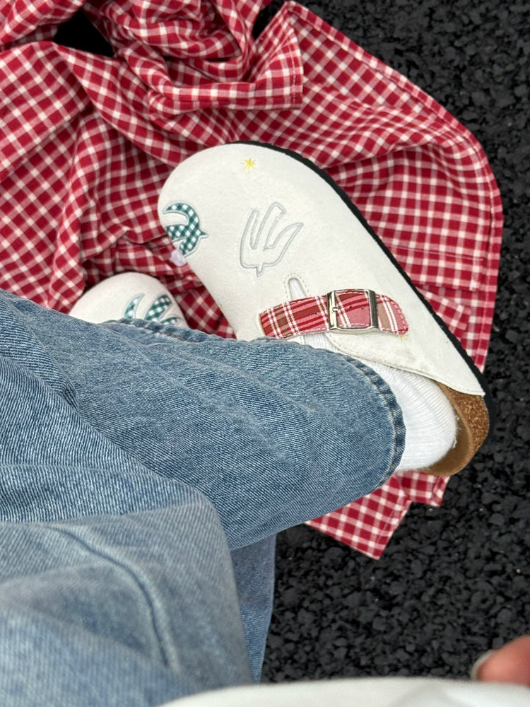Cat & Sofa Versatile Tote Slippers