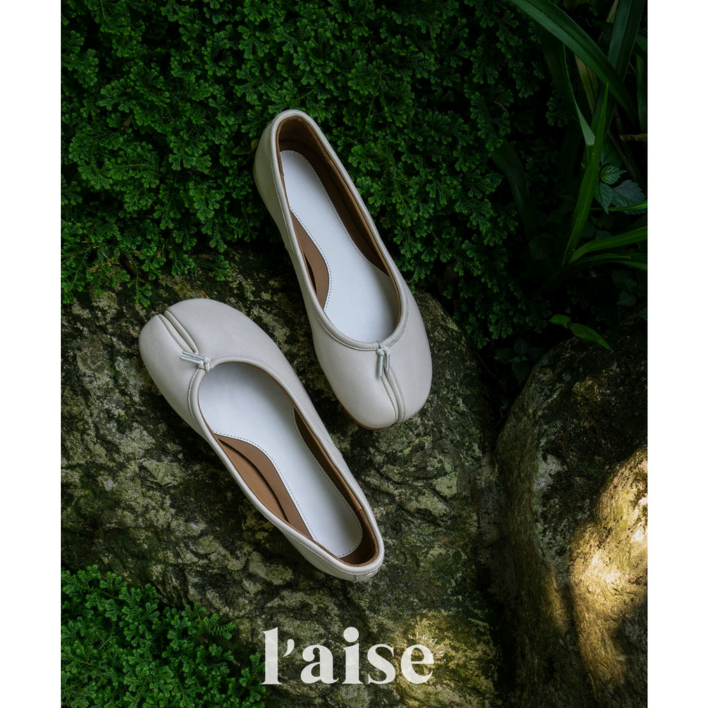 L'aise Vintage Shoes