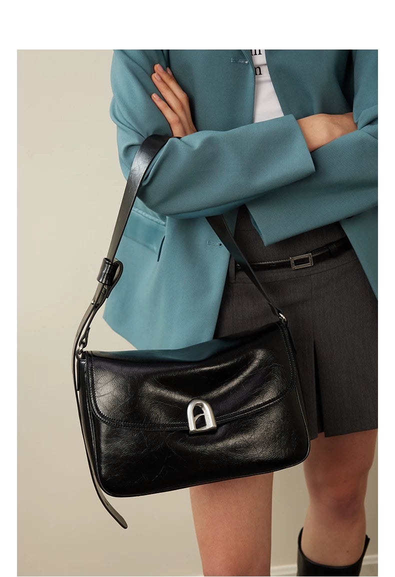 La Festin Large Capacity Crossbody Underarm Bag